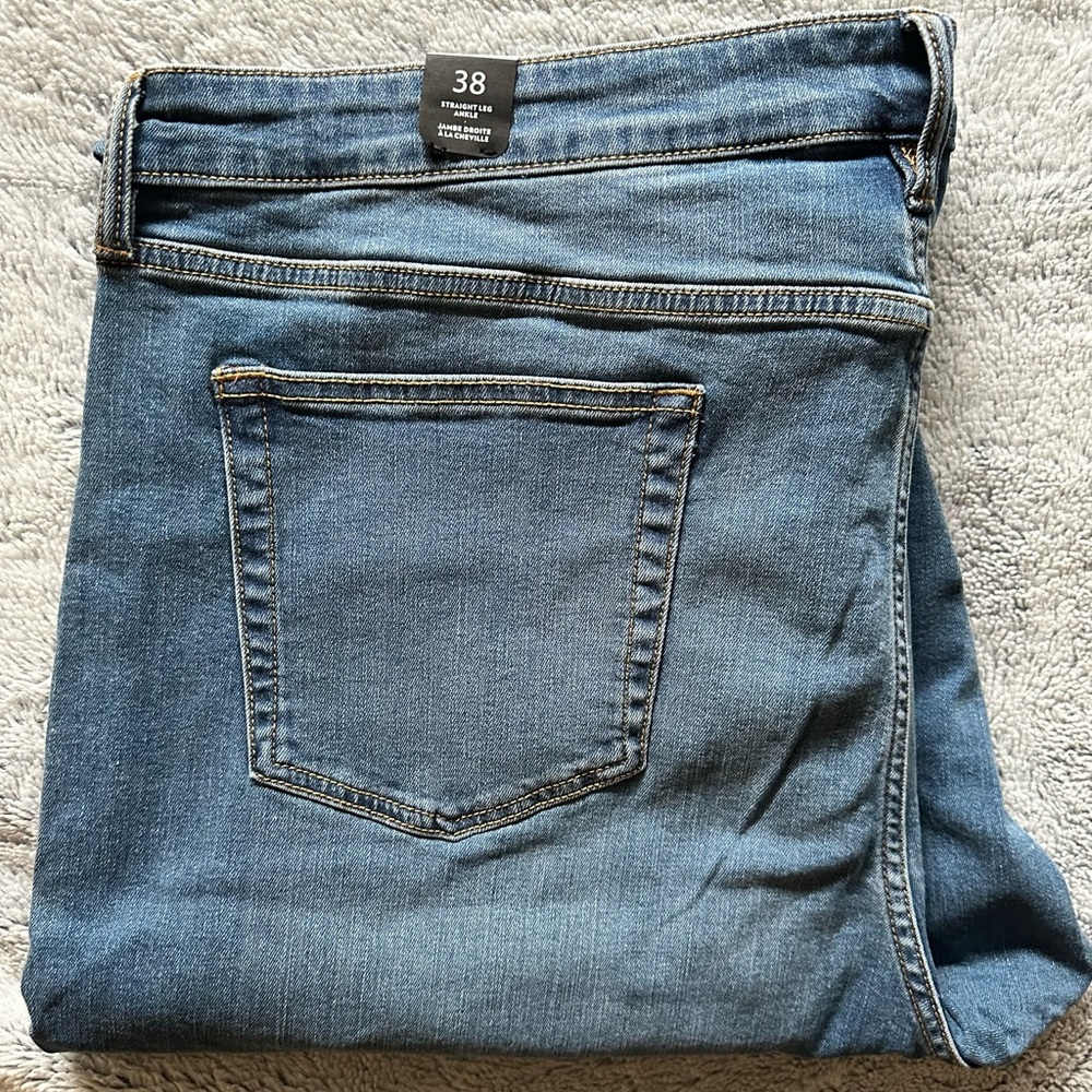 BNWT Women's Blue Jeans Size 38